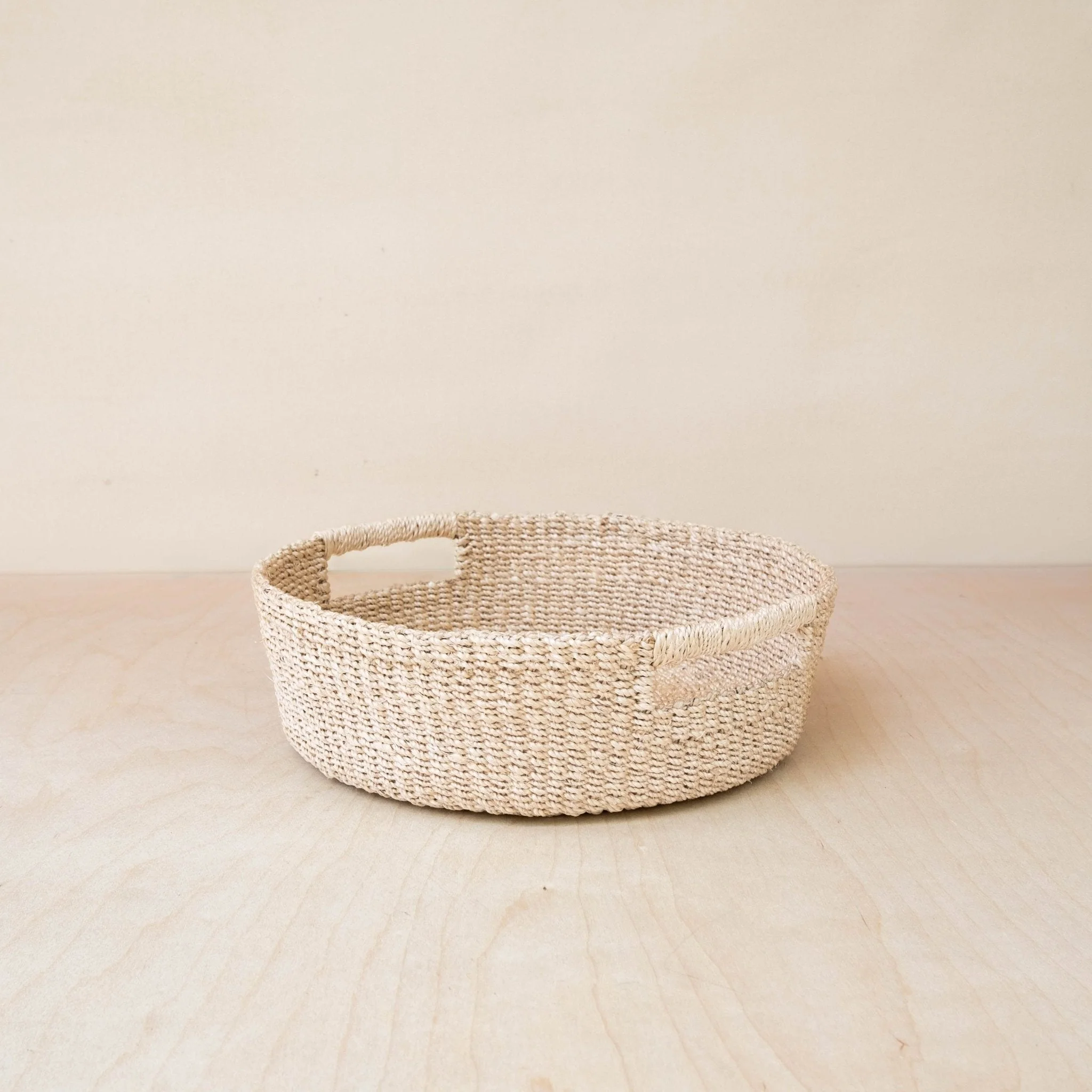 Round Woven Basket - Straw Basket