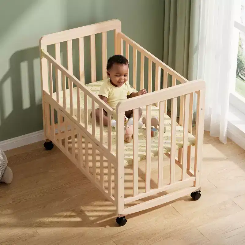 GDFStudio Dublin 3-in-1 Convertible Bedside Crib with Solid Pine Frame and Wheels