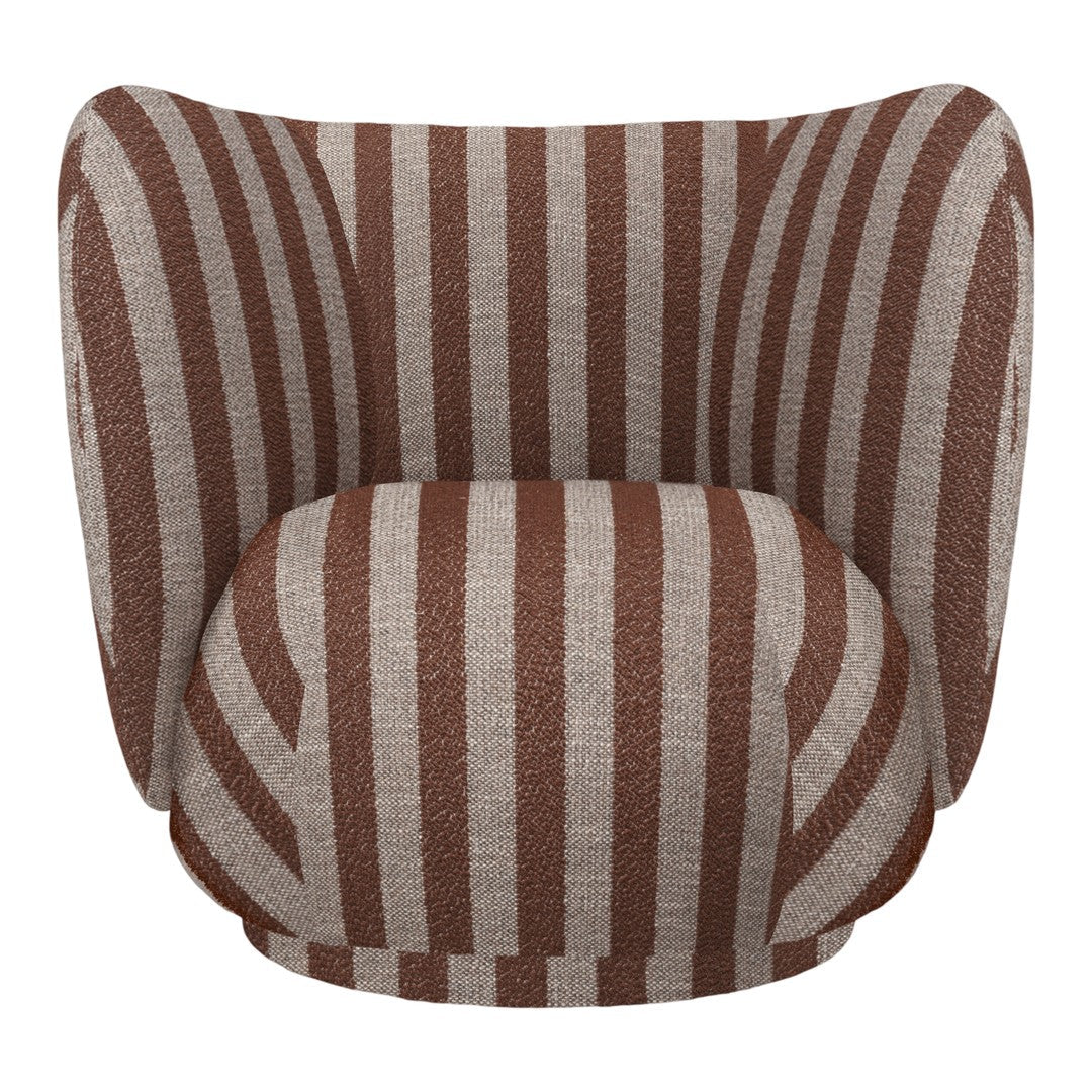 Contemporary Boucle Fabric Lounge Chair with Curvaceous Embracing Frame for Living Room