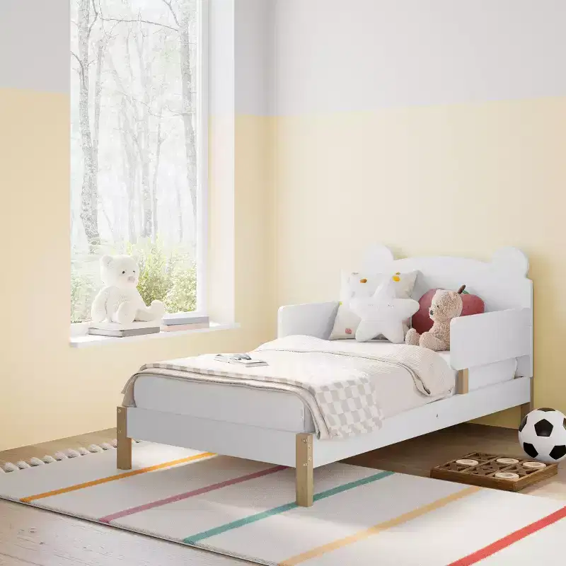 Storkcraft Teddy Bear Toddler Bed